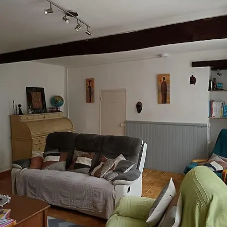 Holiday home Aux 2 Cedres *