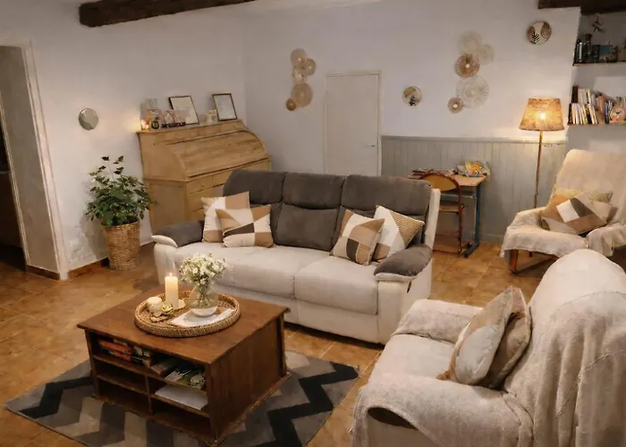 Aux 2 Cèdres * L'Escale